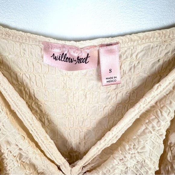 BKE Willow Root Textured Cinch Tie Blouse Cream Size Small - Picture 8 of 11